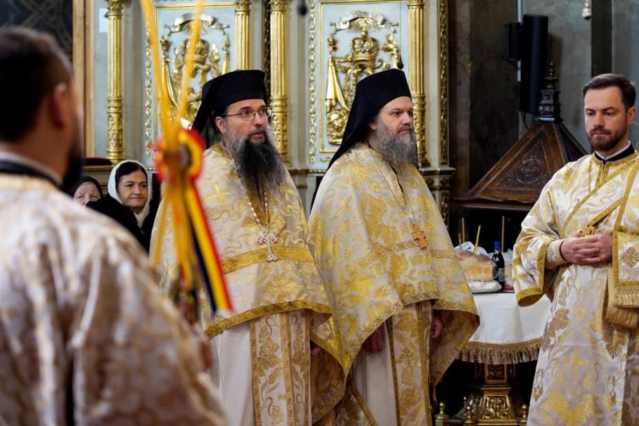 Binecuvântare și recunoștință la început de an: „Să fim învățați de cuvinte învățate de la Duhul Sfânt” / Foto: Flavius Popa